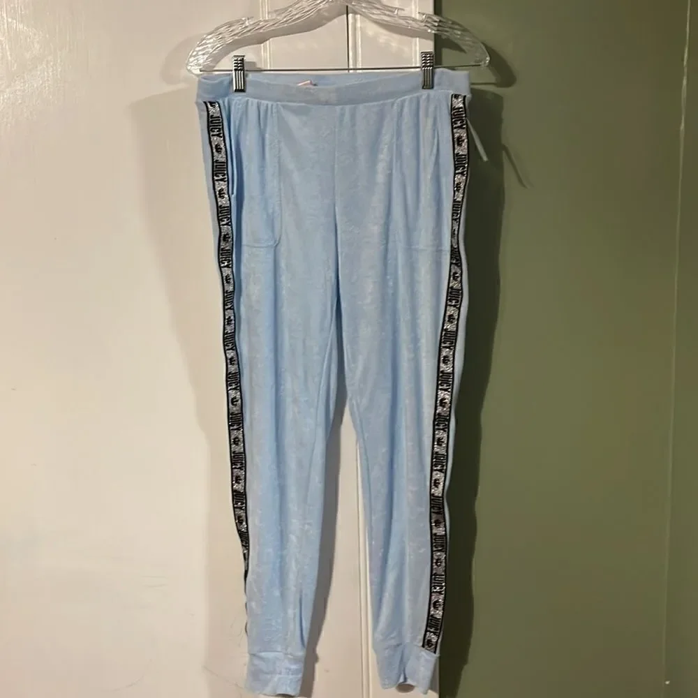 2 piece set Juicy by Juicy Couture  size Medium